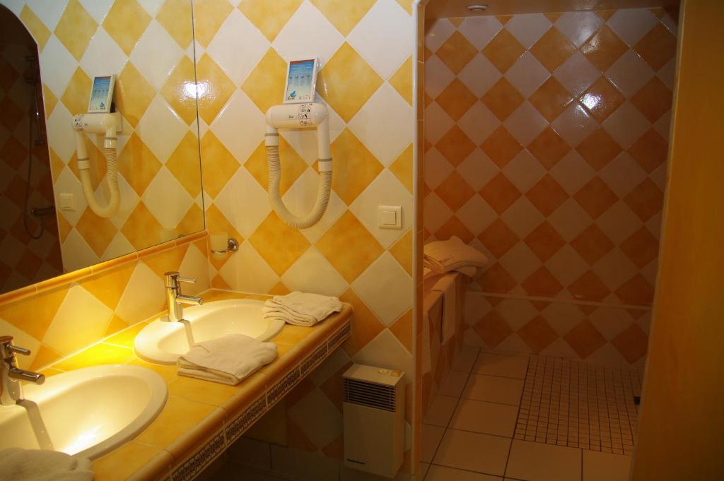 Residence Le Saint Victor Fontvieille Quarto foto